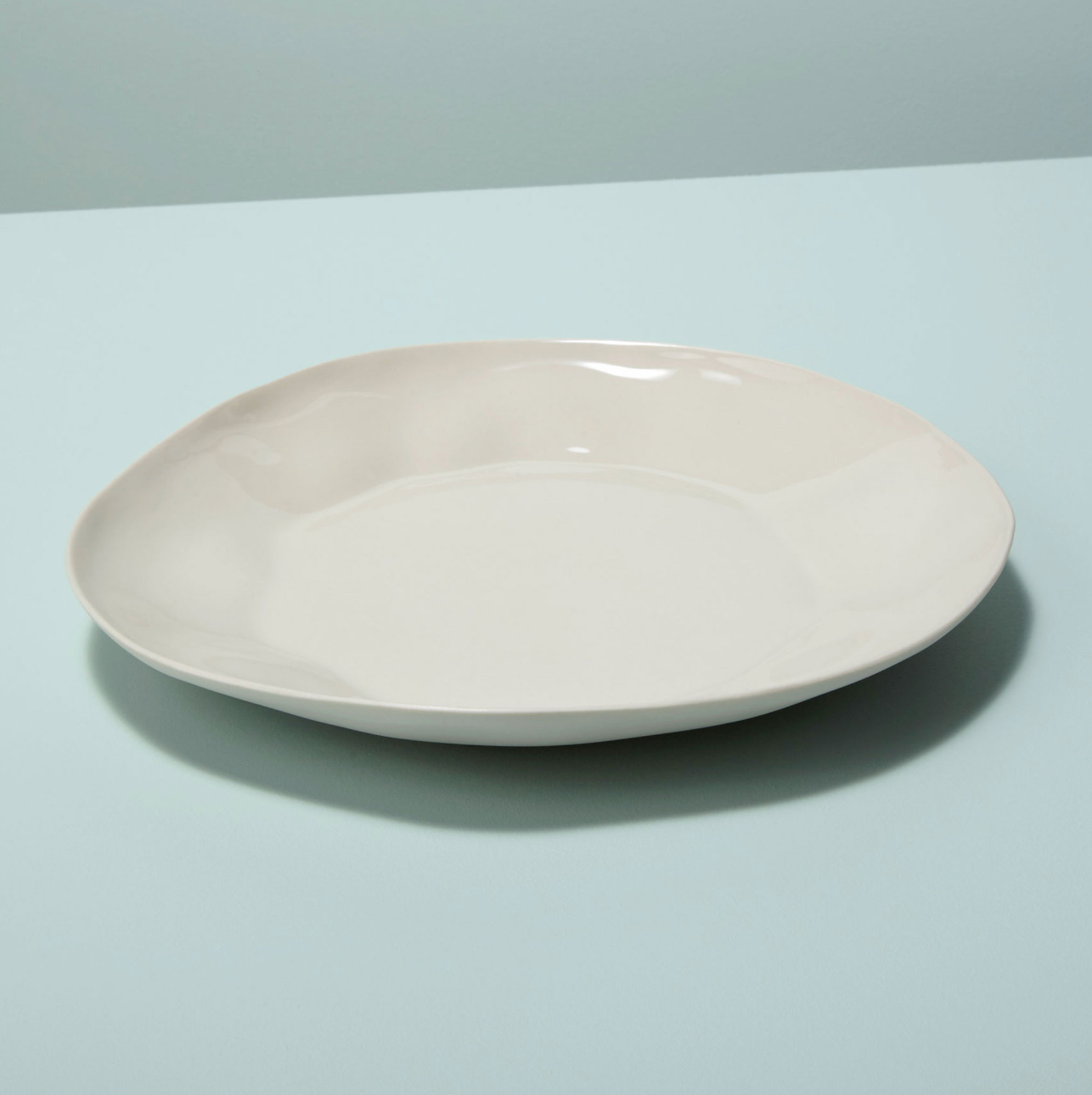 Pearl Stoneware Dinner Plate – Elegant & Durable