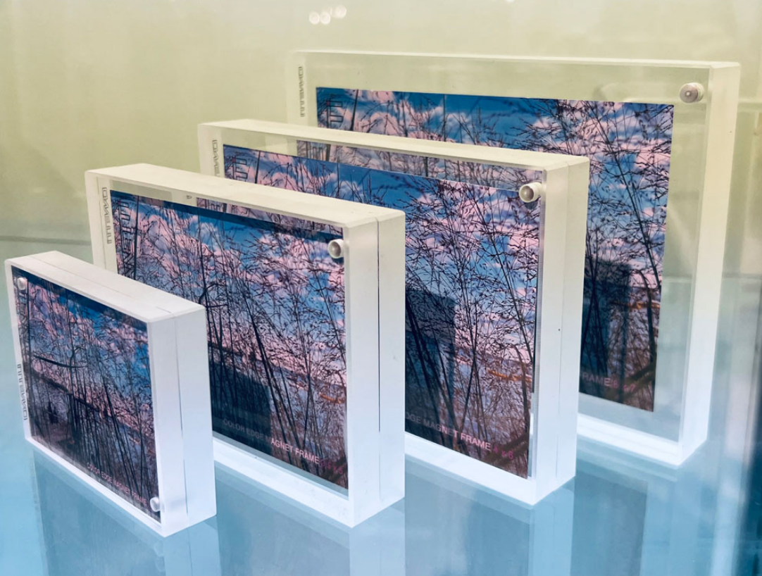 5x7 Color Edge Lucite Magnet Frame for Photos
