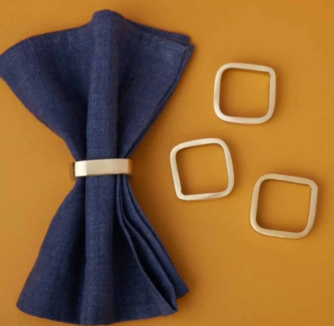 Elegant Gold Napkin Rings - Set of 4
